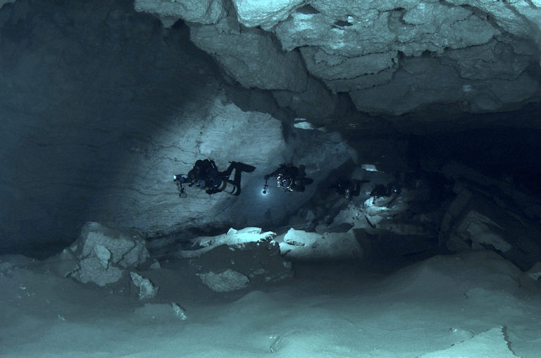 Apprendre à plonger sous terre : est-ce difficile ?