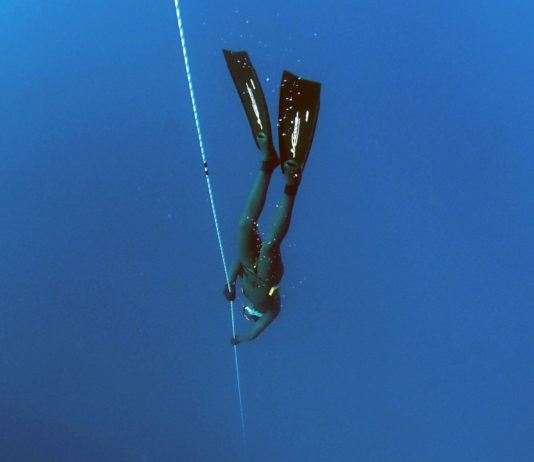 Apnée : la technique de “la carpe”