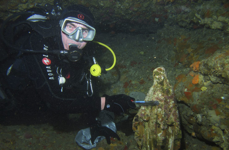 La grotte de la Vierge ou grotte à Gaby