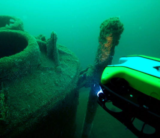 Le ROV de chez “OIS” à l’essai sur l’épave du U-171
