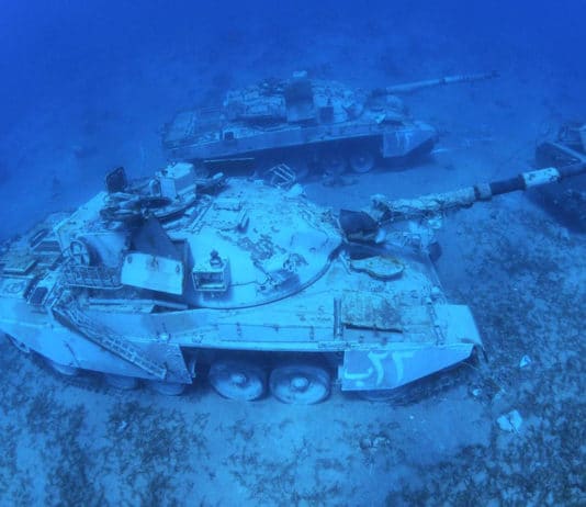 Visitez un musée militaire sous-marin à Aqaba !