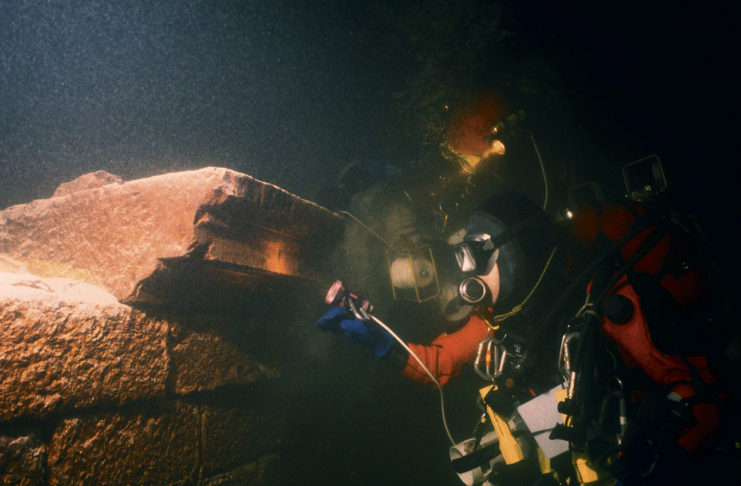 Vouglans : Plongée sur un monastère englouti