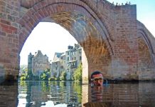 Espalion et le sourire du scaphandre